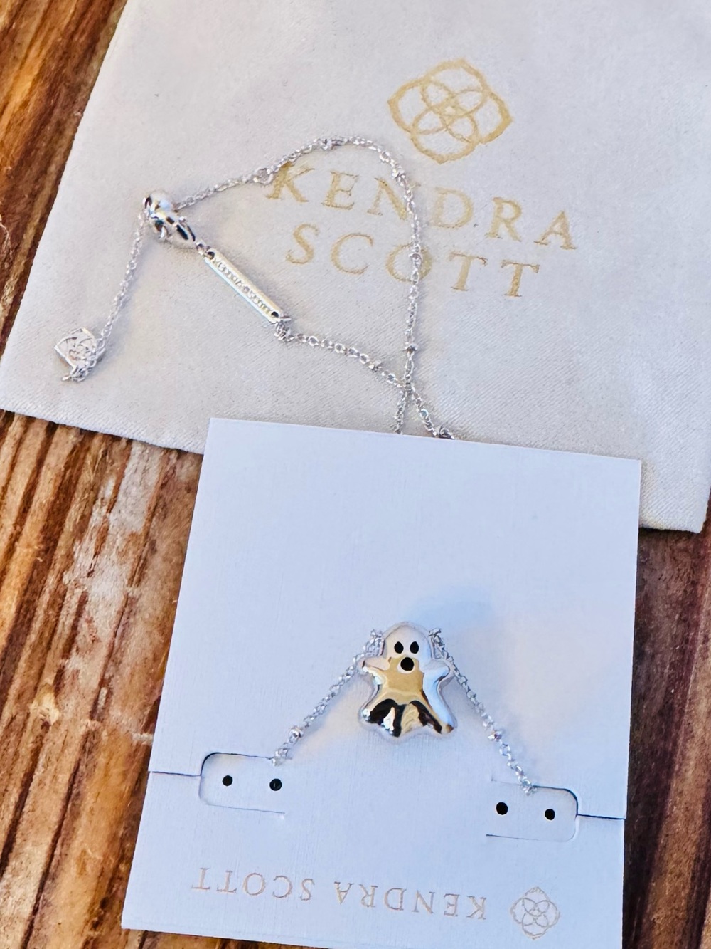 Kendra Scott White Mother-of-Pearl Ghost Reversible Necklace Silver - Picture 9 of 9